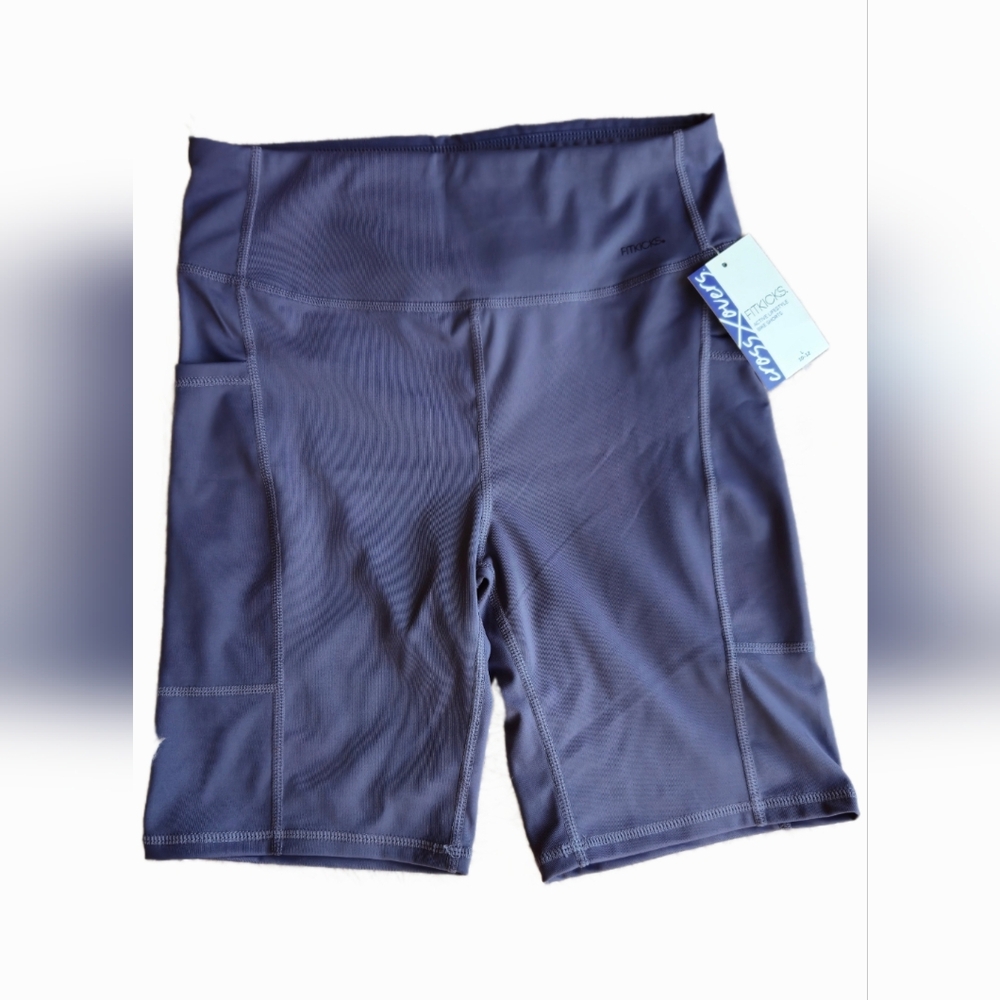 Mid Rise Bike Shorts. Side Pockets and Stretchy Fabric. Breathable. All Day Wear